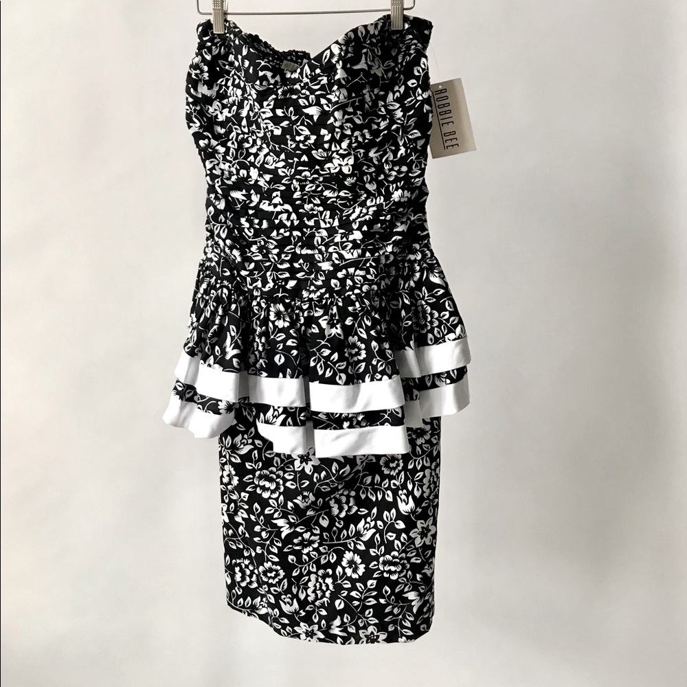 Robbie Bee strapless cotton Sun dress Black and white Size 14.NWT.Think vacation